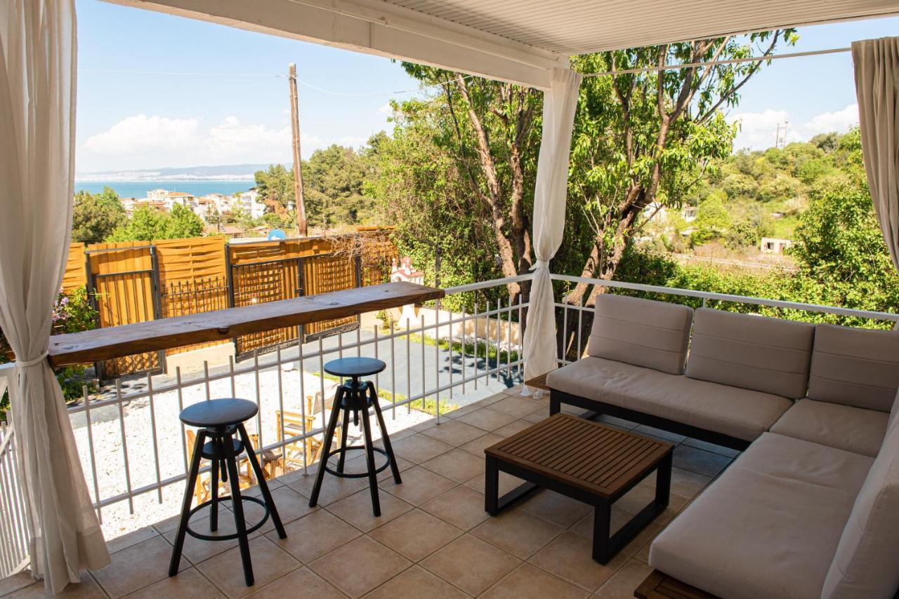 Grand Seaview Retreat - Walk To The *