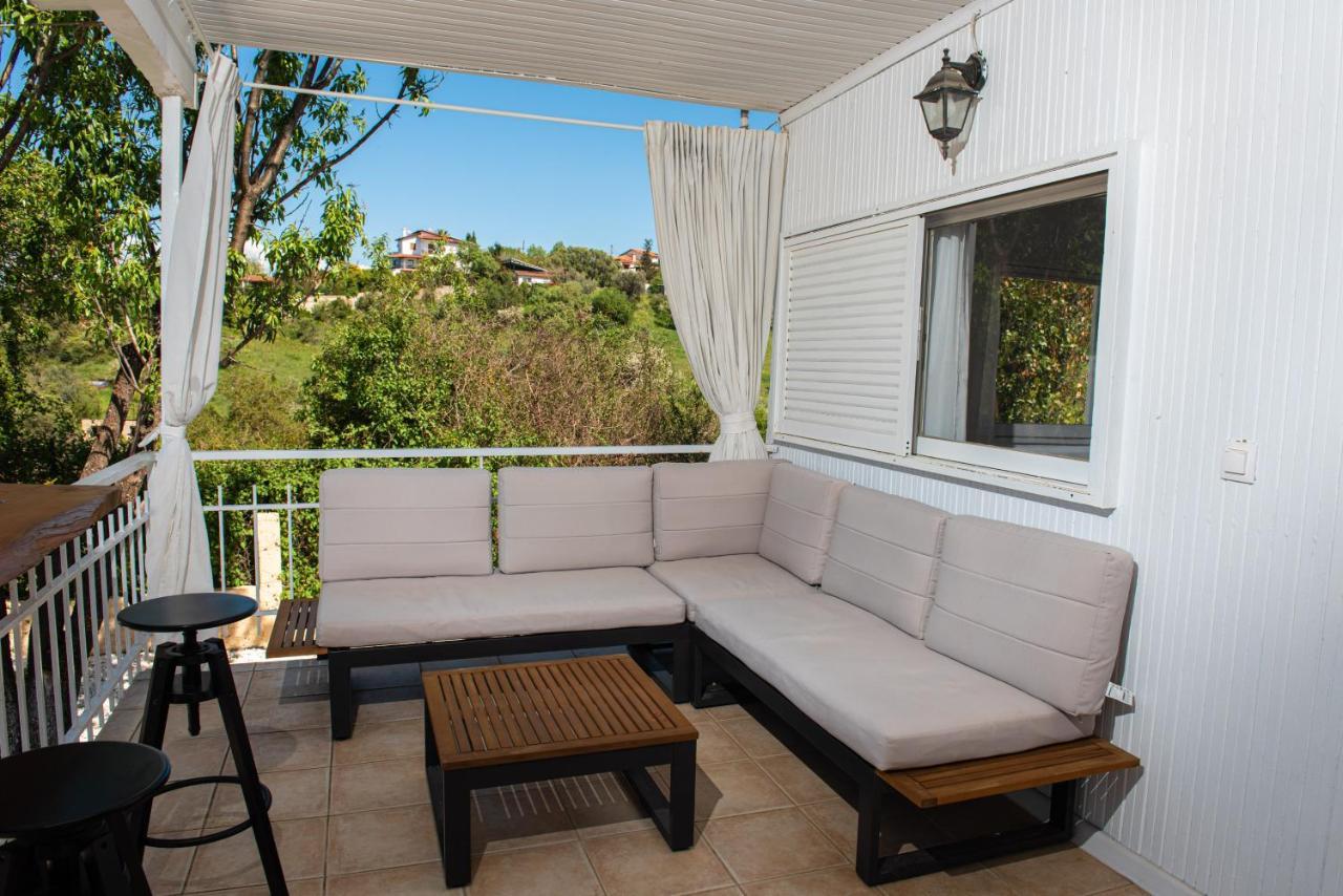 Grand Seaview Retreat - Walk To The *