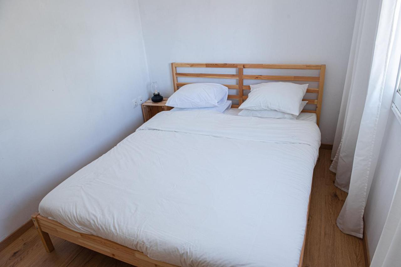 Grand Seaview Retreat - Walk To The Holiday home *